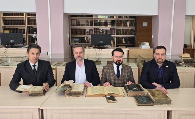 Ibn Sina Foundation develops relations with A.Z. Validi National Library