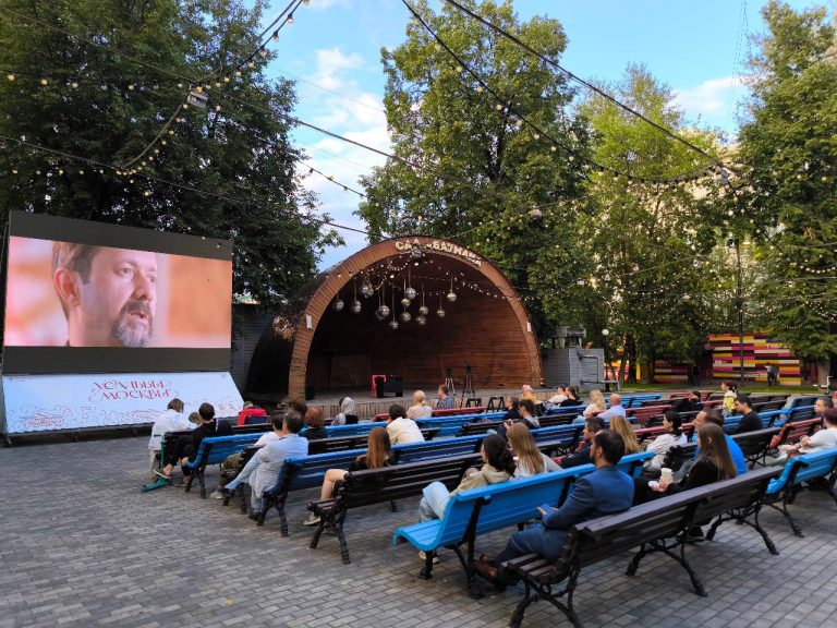 “The Dot” film screened at Bauman Garden in Moscow